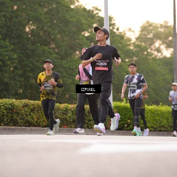 Runner Photo 6332072