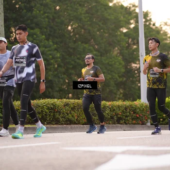 Runner Photo 6332117