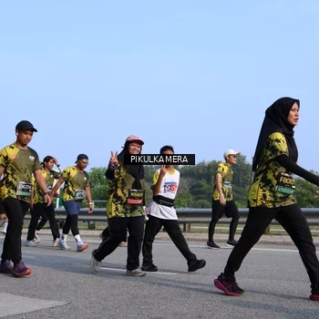 Runner Photo 6332182