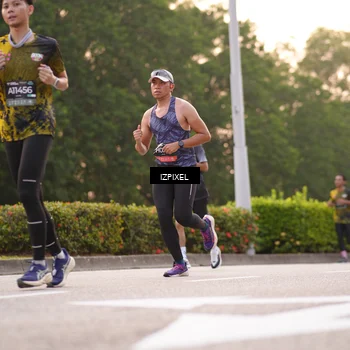 Runner Photo 6332206