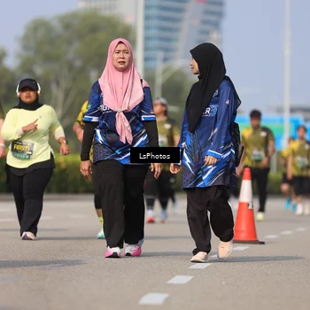 Runner Photo 6332243