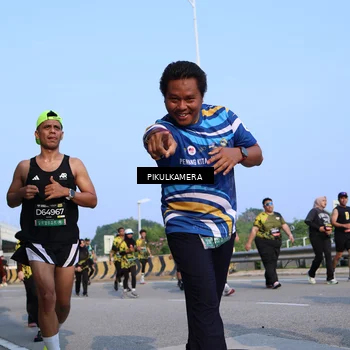 Runner Photo 6332278