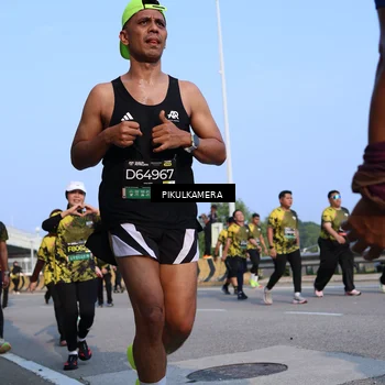 Runner Photo 6332292