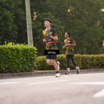 Runner Photo 6332346