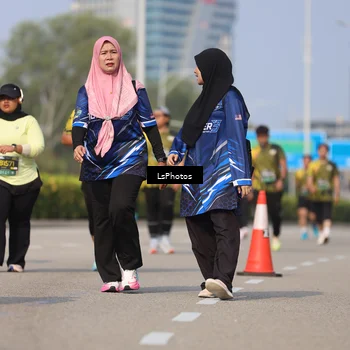 Runner Photo 6332387