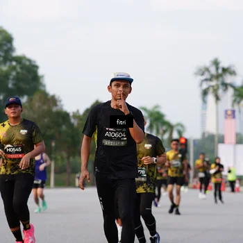 Runner Photo 6332426