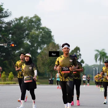 Runner Photo 6332437