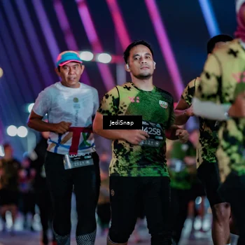 Runner Photo 6332446