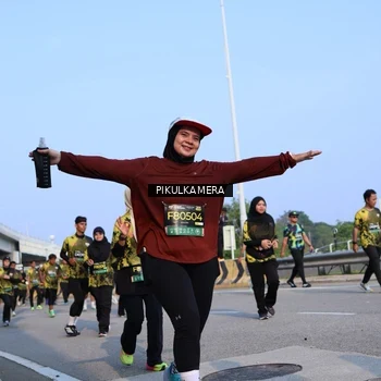 Runner Photo 6332454