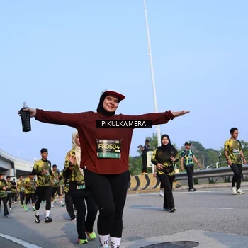 Runner Photo 6332470