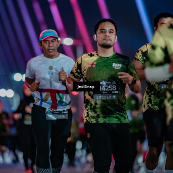 Runner Photo 6332480