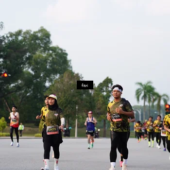 Runner Photo 6332499