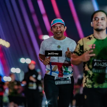 Runner Photo 6332556