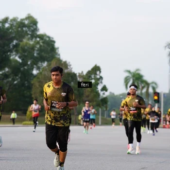 Runner Photo 6332573