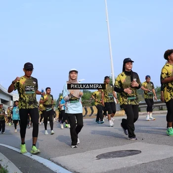 Runner Photo 6332580