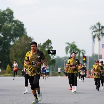 Runner Photo 6332581