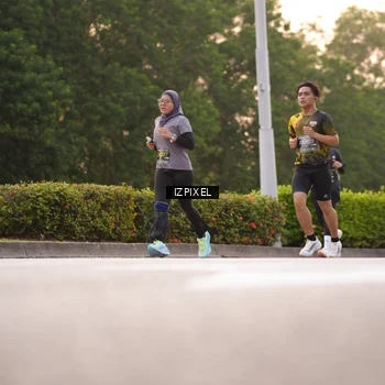 Runner Photo 6332594