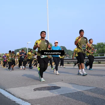 Runner Photo 6332650