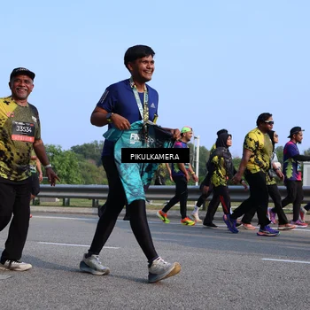 Runner Photo 6332835