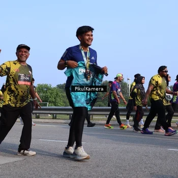 Runner Photo 6332854
