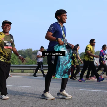 Runner Photo 6332880