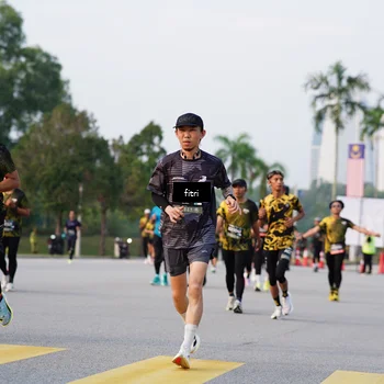 Runner Photo 6332888