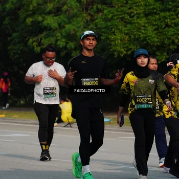 Runner Photo 6332893