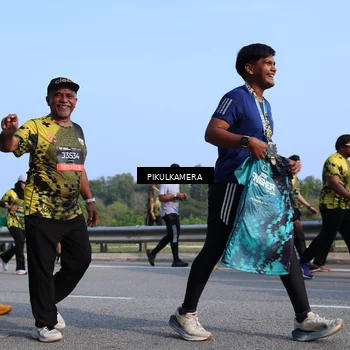 Runner Photo 6332923
