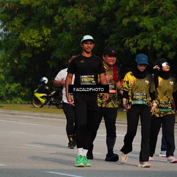 Runner Photo 6332956