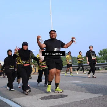 Runner Photo 6332960