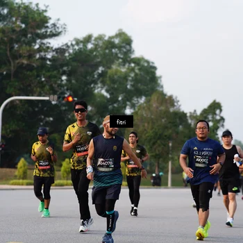 Runner Photo 6333042