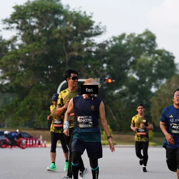 Runner Photo 6333060