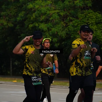 Runner Photo 6333118