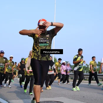 Runner Photo 6333135