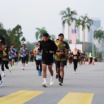 Runner Photo 6333310