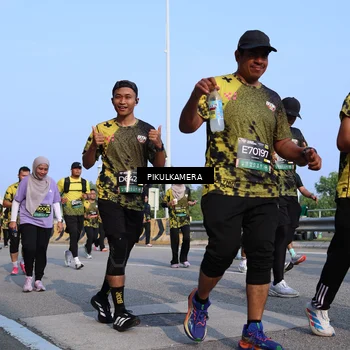 Runner Photo 6333352