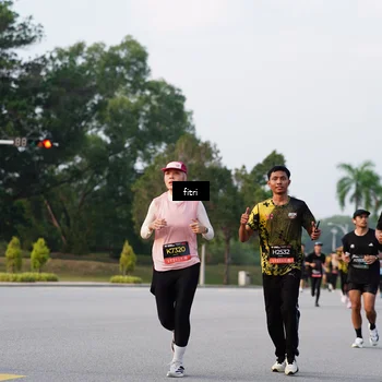 Runner Photo 6333529