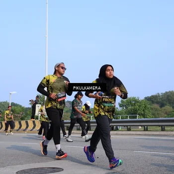 Runner Photo 6333531