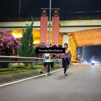 Runner Photo 6333543