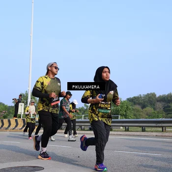 Runner Photo 6333556