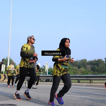 Runner Photo 6333579