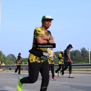 Runner Photo 6333583
