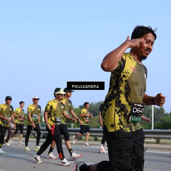 Runner Photo 6333663