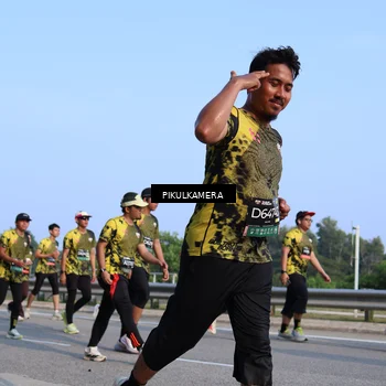 Runner Photo 6333704
