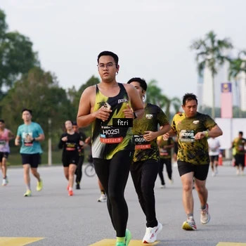 Runner Photo 6333705