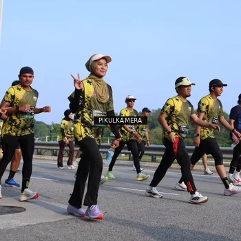 Runner Photo 6333737
