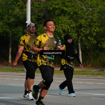 Runner Photo 6333759