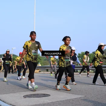 Runner Photo 6333762