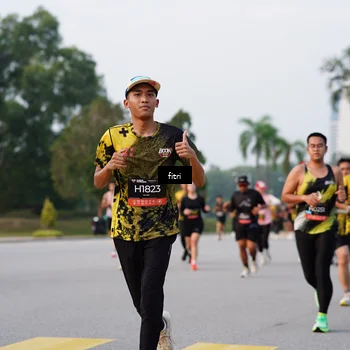 Runner Photo 6333764