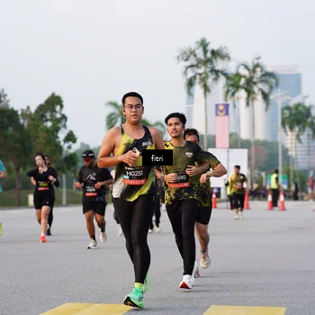 Runner Photo 6333774